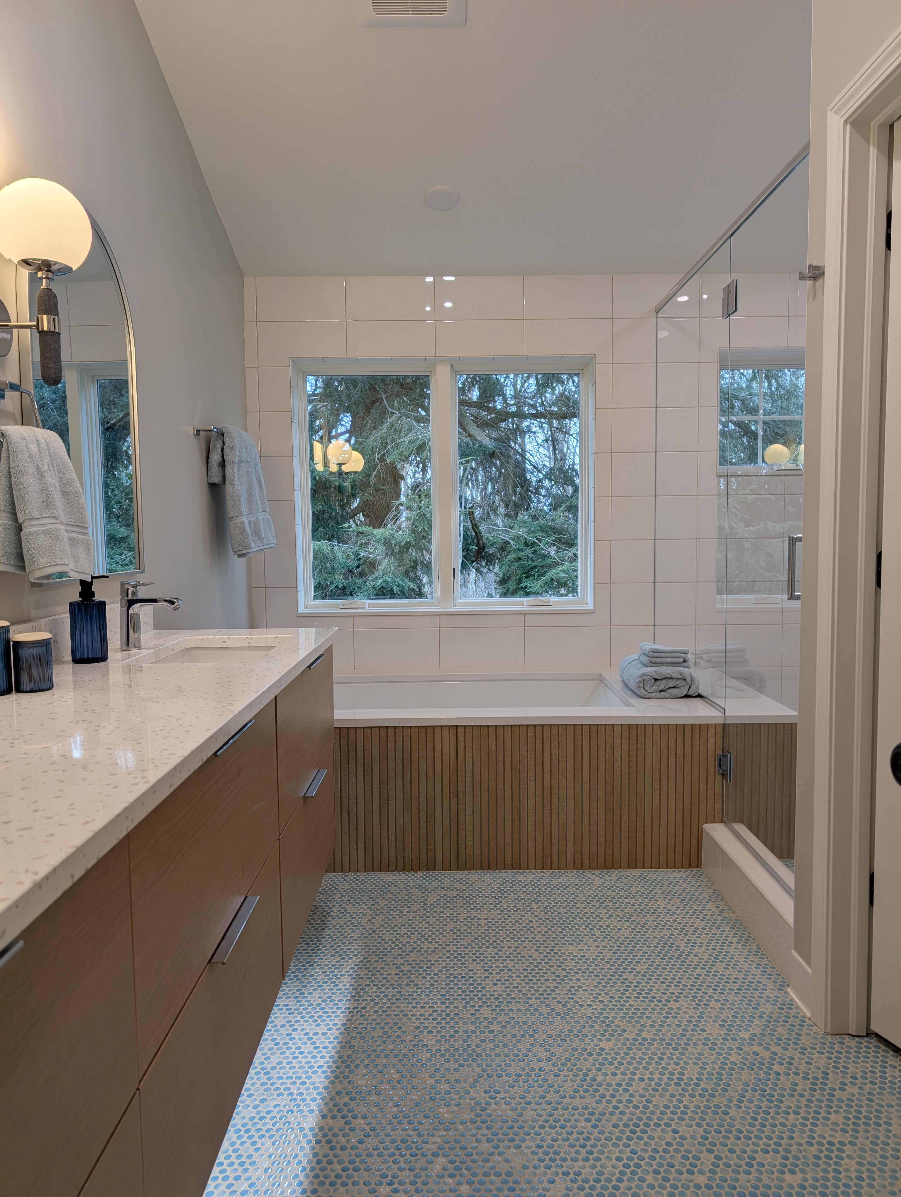Completed Gibsonia master bathroom